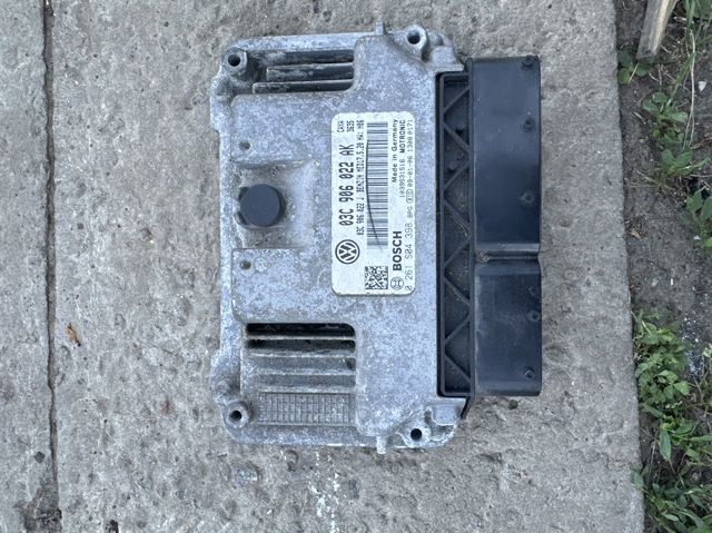 Компьютер двигателя 03C906022AK VAG