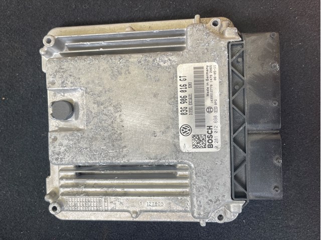 Компьютер двигателя 03G906016GT VAG