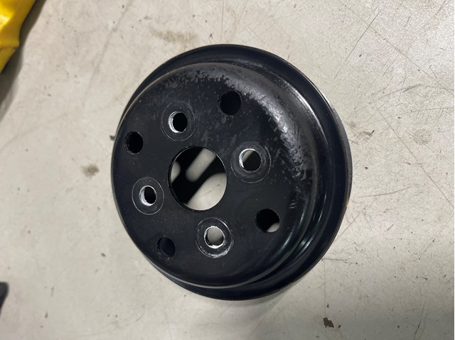 Шкив водяного насоса 1617331010 TOYOTA