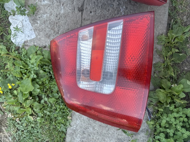 Левый стоп 1Z5945095A VAG