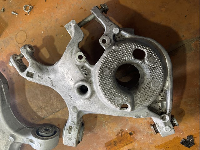 Балансир задний нижний, левый 2187439 FORD