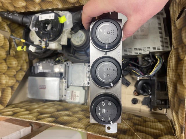 Механизм управления кондиционером 27500EQ410 NISSAN