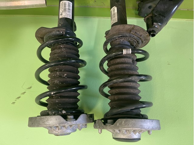 Пружина передняя 31336873387 BMW