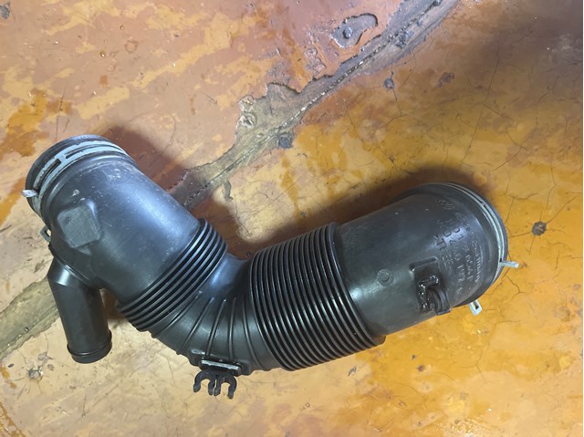 Гофра расходомера воздуха Шкода Суперб 2