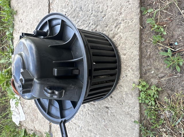 Отопителя салона 3C1820015N VAG