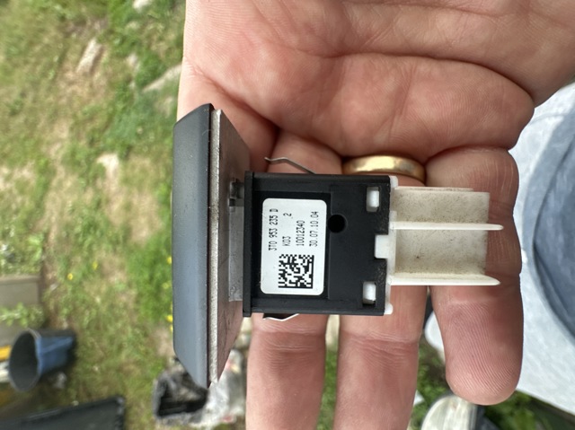 3T0953235D VAG купить в Украина