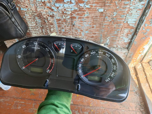 Приборная доска 3U0920811A VAG