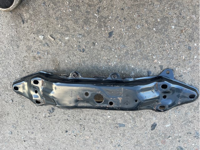 Крепление коробки передач 41011AL010 SUBARU