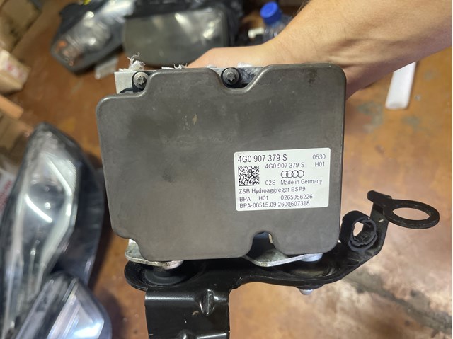 Блок ABS гидравлический 4G0907379S VAG
