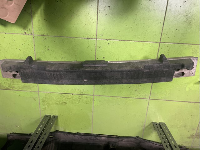 Наполнитель бампера переднего 5261148160 TOYOTA