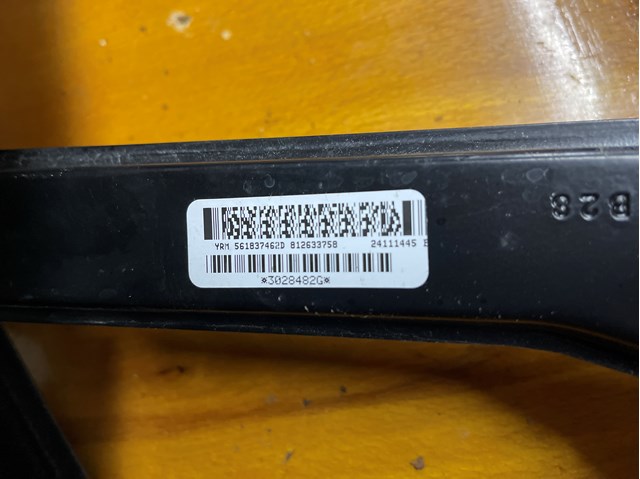 Механизм стеклоподъемника двери передней, правой 561837462D VAG