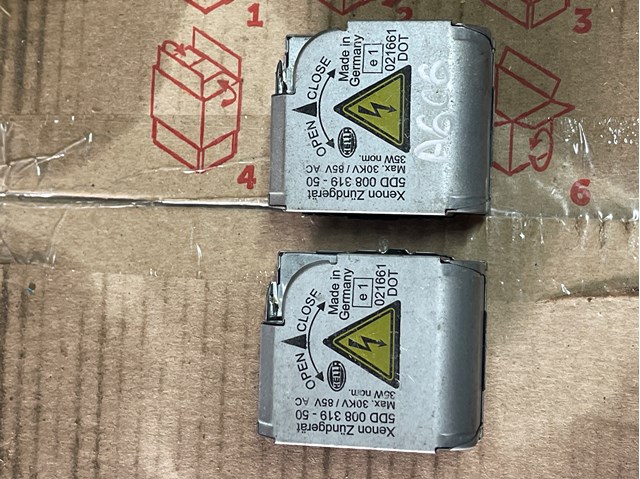 Блок розжига, ксенон 5DD00831950 HELLA