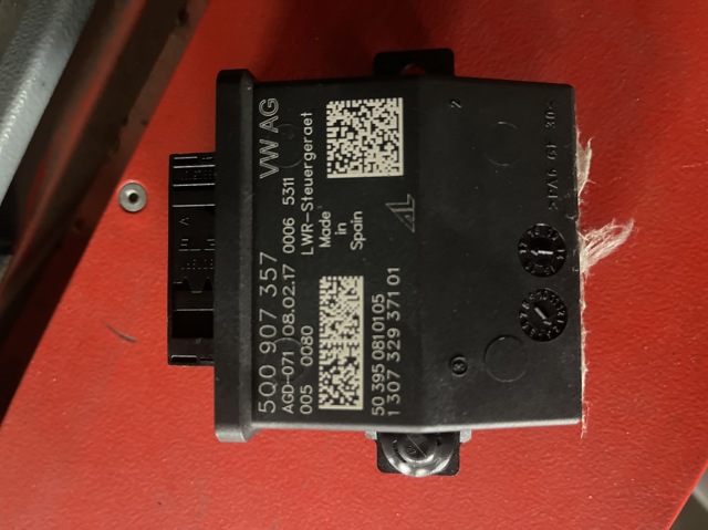 Модуль управления (ЭБУ) адаптивного освещения 5Q0907357Z00 VAG