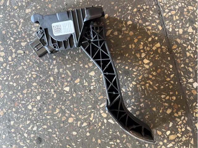 Педаль акселератора Volkswagen Golf ALLTRACK 7