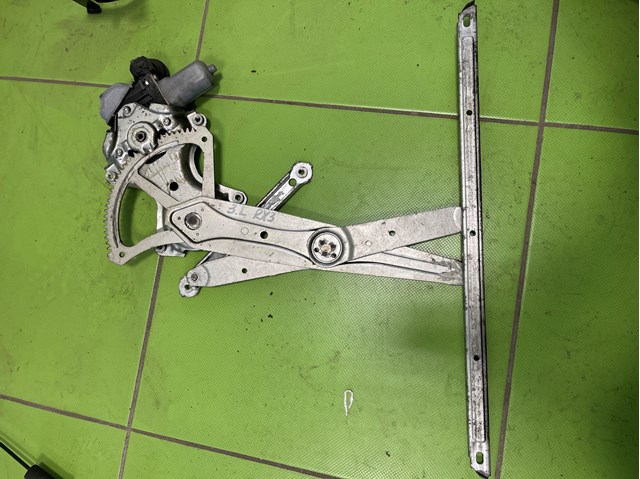 Стеклоподъемник задней левой двери 6980248070 TOYOTA