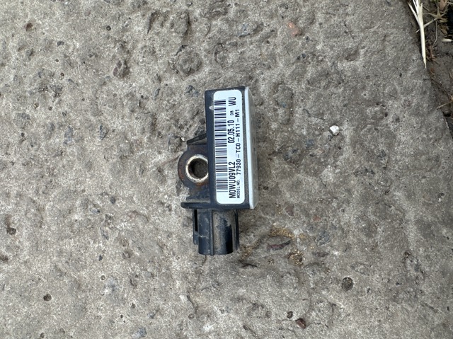 Датчик подушки безопасности 77930TC0H11 HONDA