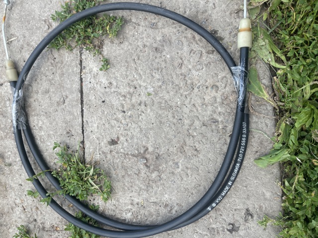 Трос ручника передний 7L0721556B VAG