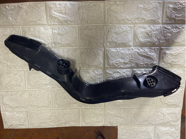 Воздухозаборник 7M519E635AD FORD