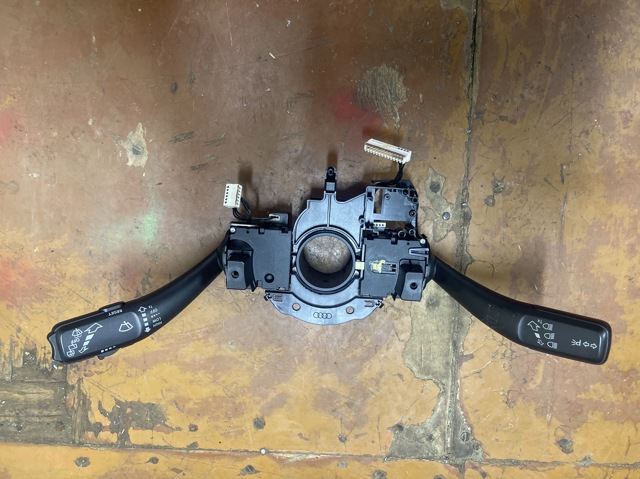 Переключатель подрулевой 8K0953502BJ4PK VAG
