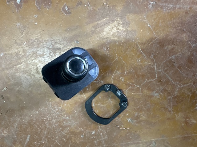 Блок управления зеркалами заднего вида 8K0959565CWEP VAG