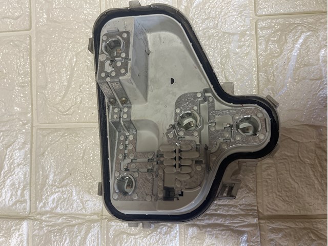 Плата заднего фонаря, контактная 8P0945258 VAG