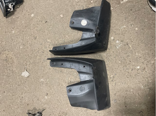 Комплект задних брызговиков J101CAL104 SUBARU