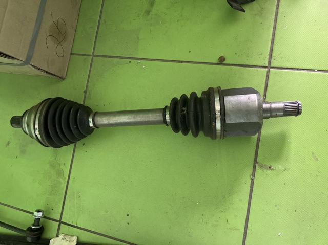 Левая полуось PDS6876 PATRON