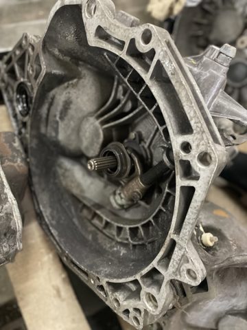 F17W355 GM КПП в сборе (механическая коробка передач) купить в Полтава
