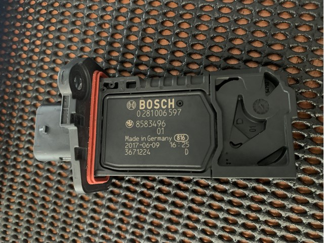 13628583496 BMW Датчик потока (расхода) воздуха, расходомер M.A.F. - (Mass Airflow) купить в Чернигов