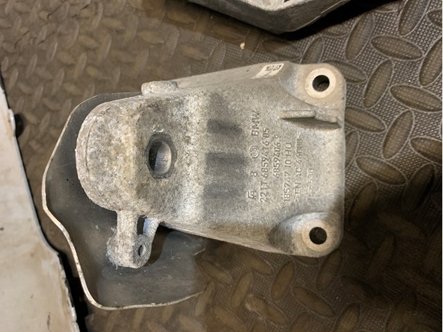 22116859416 BMW купить в Николаев