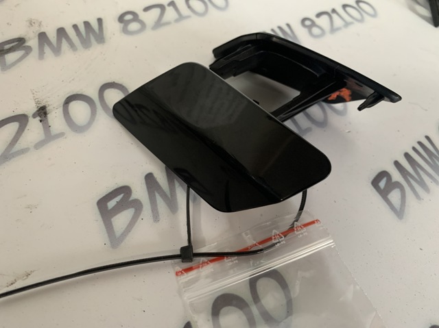 Накладка форсунки омывателя передней фары 51117371847 BMW