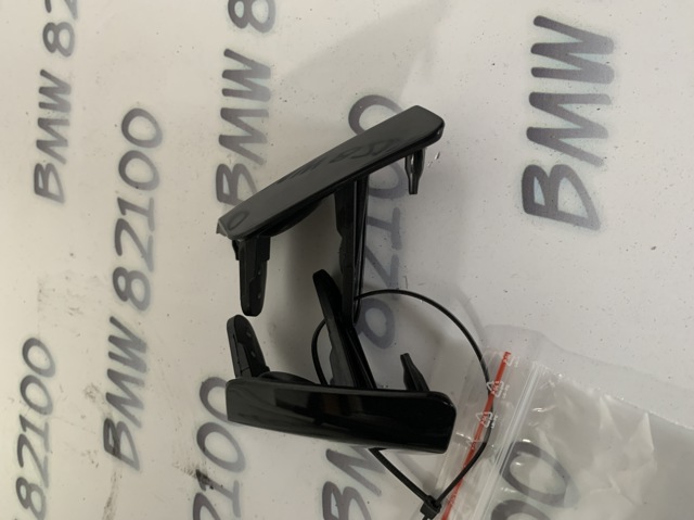 Крышка форсунки омывателя фары передней 51117371848 BMW