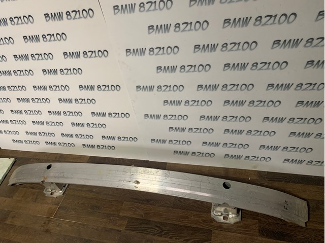 Швеллер заднего бампера 51127210072 BMW