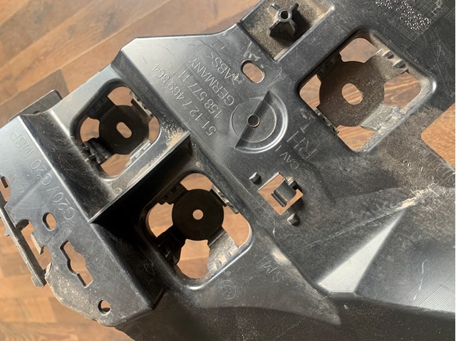 51127469364 BMW Кронштейн бампера заднего правый купить в Днепр