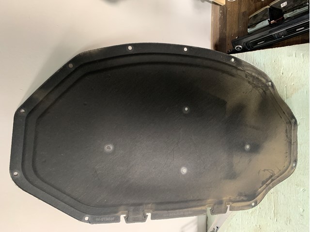 51489175051 BMW Шумоизоляция капота купить в Львов