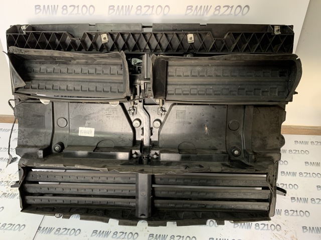 Воздуховод радиатора 51747338207 BMW