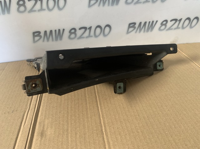 51747349592 BMW Воздуховод тормозного диска правый купить в Тернополь