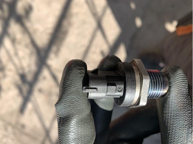 BOSCH 0281002706 Датчик давления топлива в наличии Чернигов