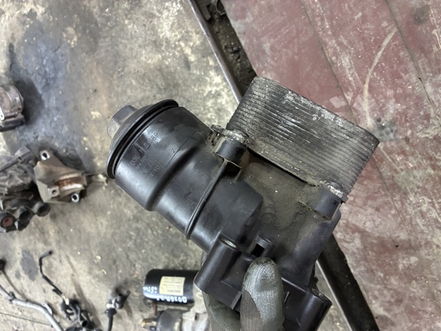 Корпус масляного фильтра 03L115389C VAG