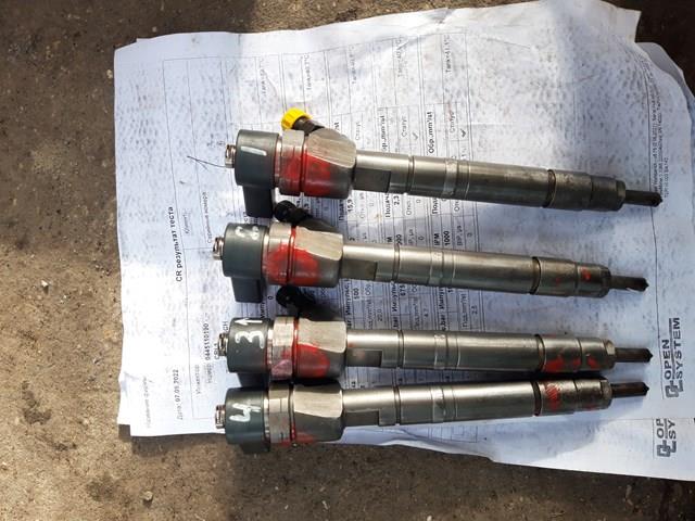 Форсунка дизельная в сборе 0445110190 BOSCH