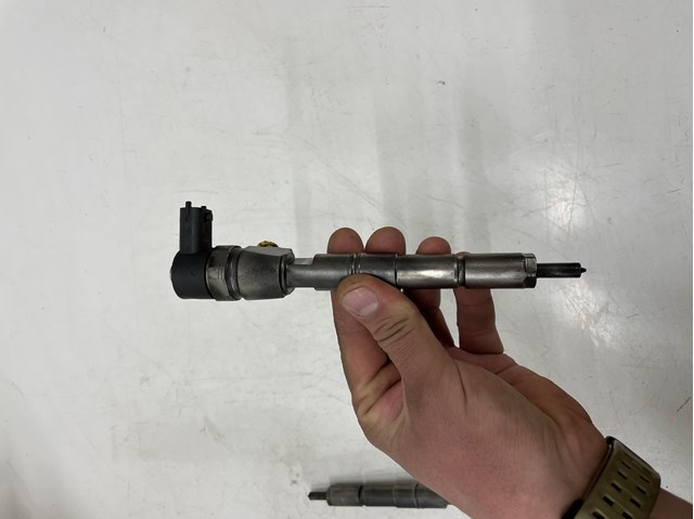 0445110327 BOSCH Топливные форсунки купить в Кривой Рог