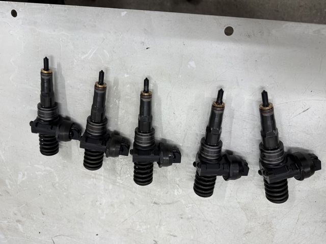 07Z130073F VAG Форсунка впрыска топлива купить в Запорожье