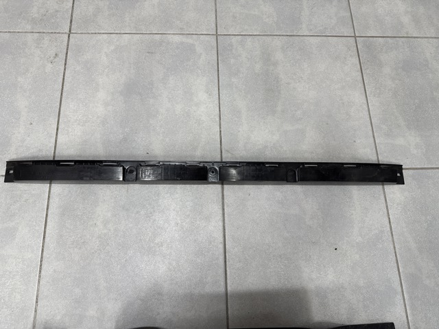 Кронштейн бампера заднего, центральный 103484400C TESLA