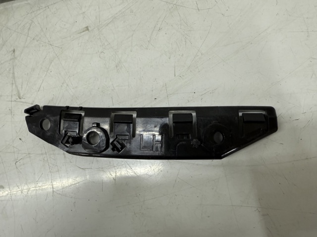 Кронштейн бампера переднего, внешний левый 108418100E Tesla Model