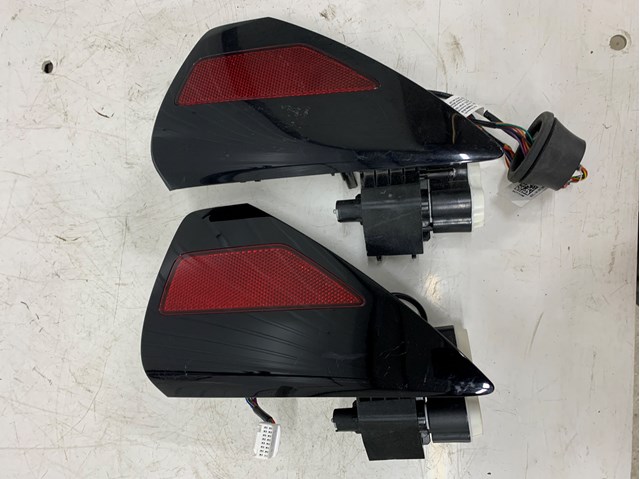 Порт зарядки 150551400D Tesla Model