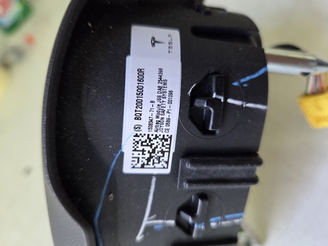 TESLA 150834771B Подушка безопасности водителя в наличии Ужгород