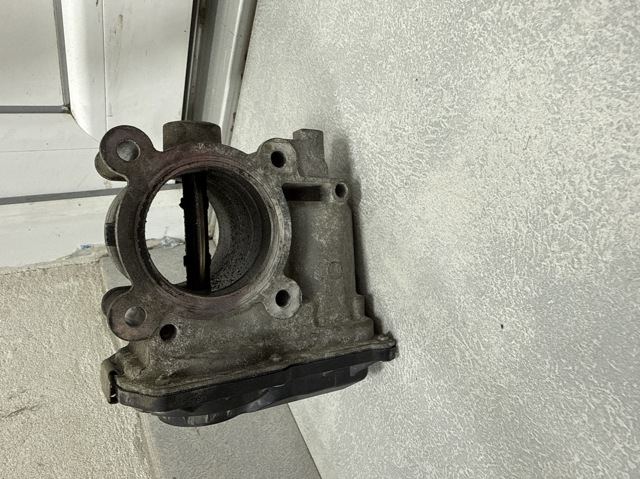 Дроссельная заслонка в сборе 16119EC00A NISSAN