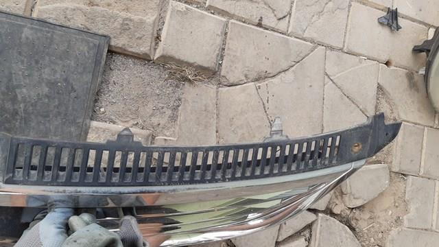 1T0853651 VAG Решетка радиатора купить в Ирпень