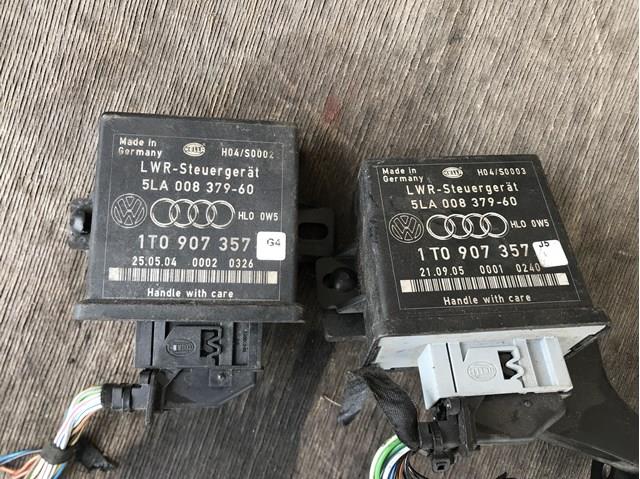 Модуль управления (ЭБУ) адаптивного освещения 1T0907357 VAG