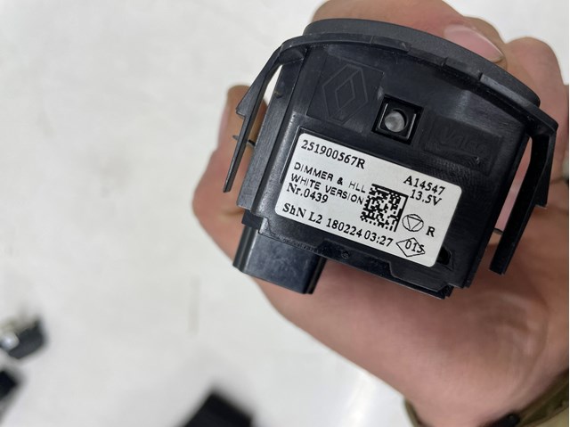 RENAULT 251900567R Кнопка (регулятор) корректора фар в наличии Тернополь